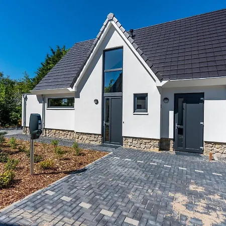 In Texel Near Forest & * Den Burg