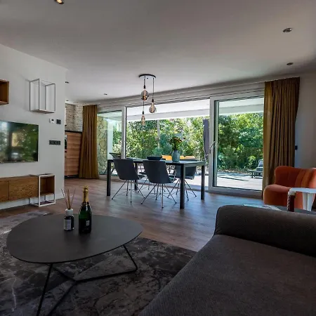 In Texel Near Forest & *