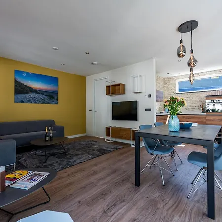 In Texel Near Forest & Villa Den Burg