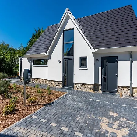 In Texel Near Forest & Villa